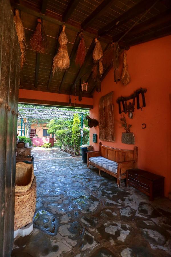 Hostel Layos, Toledo 外观 照片