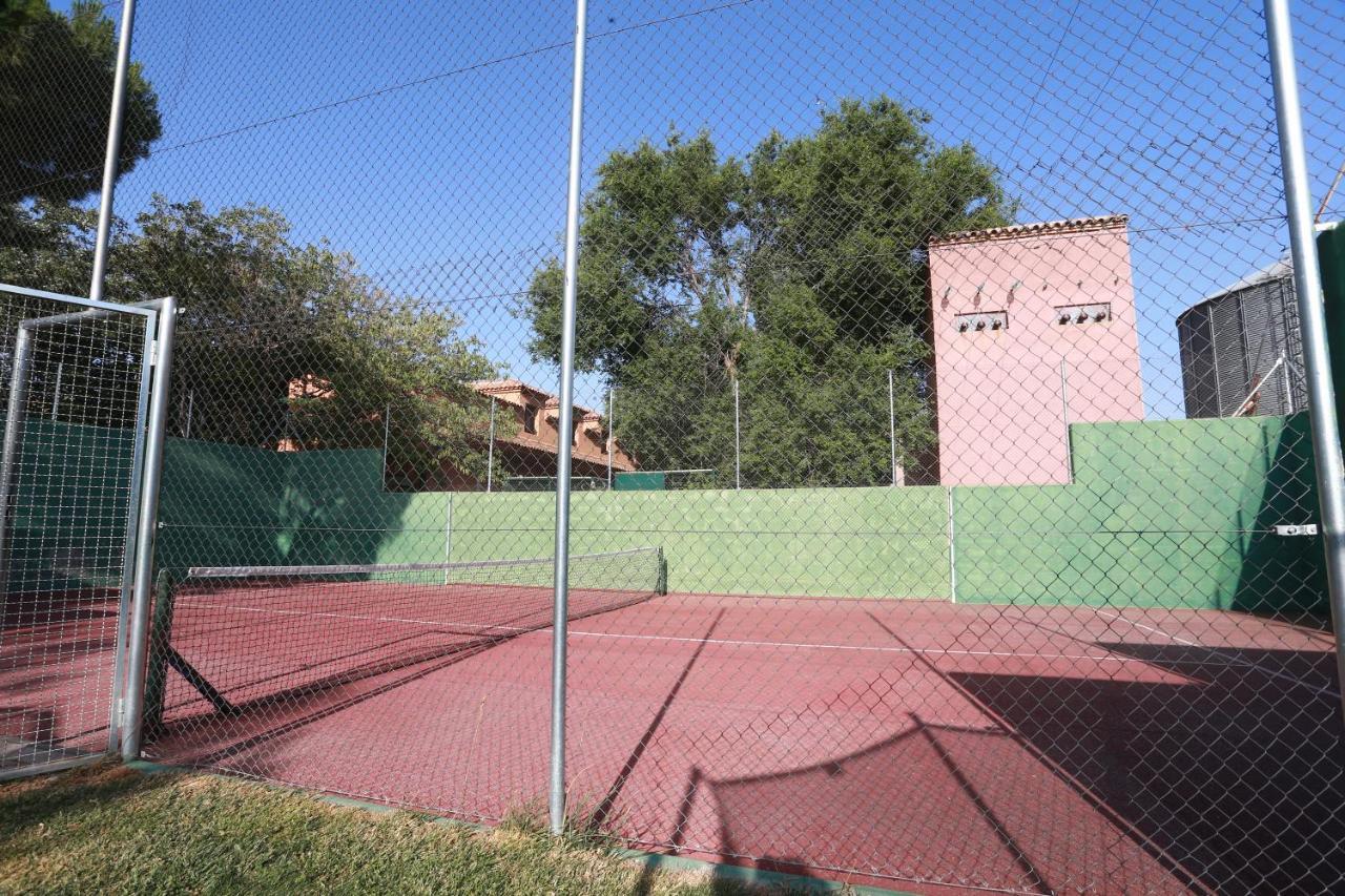Hostel Layos, Toledo 外观 照片